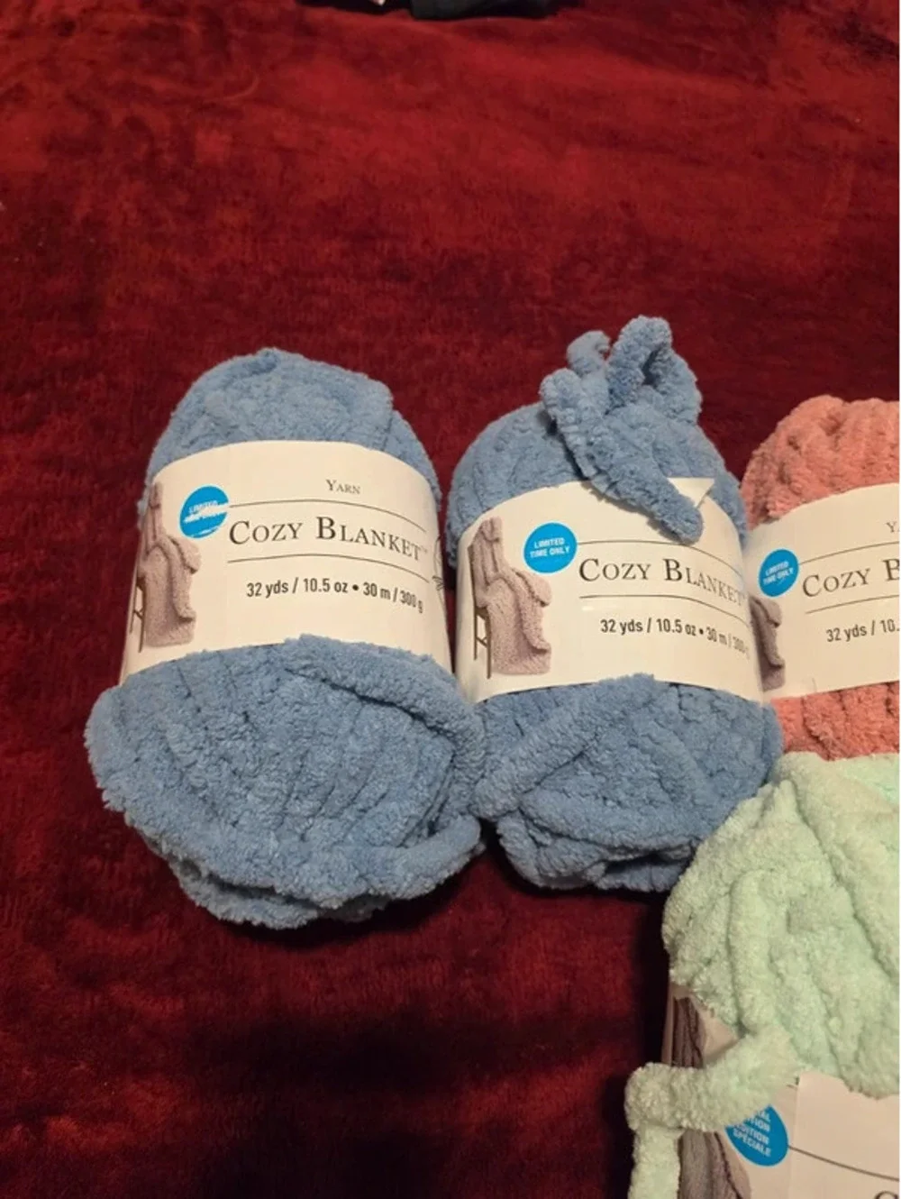 Yarn - Cozy Blanket Set of 5